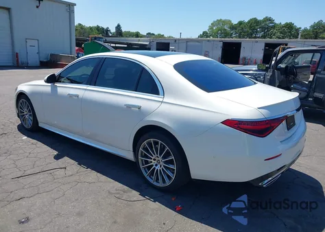2022 Mercedes-Benz S 500 4Matic from USA, damaged, VIN W1K6G6DB2NA148274